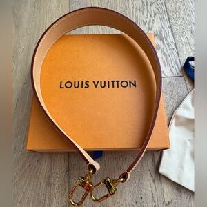 Louis Vuitton shoulder Strap